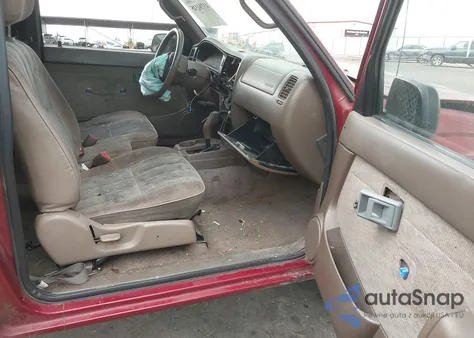 1999 Toyota Tacoma Prerunner from USA, damaged, VIN 4TASM92N7XZ518327